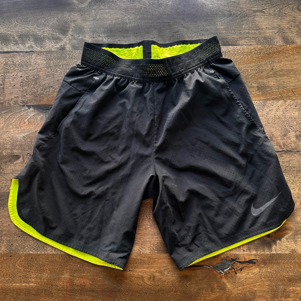 Nike flex stride  dry fit running short